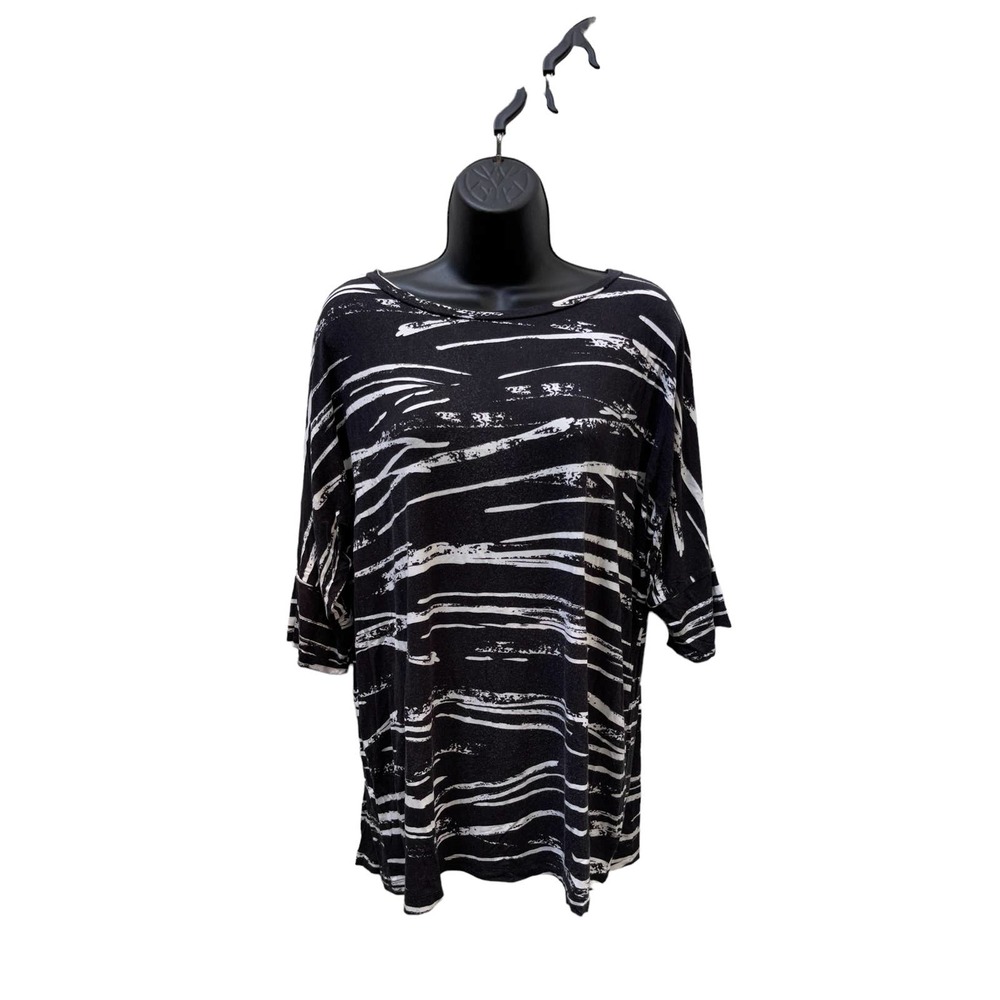 Chico’s top size 2